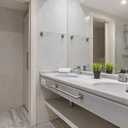 La Alcazaba Flat With Pool In - Ref M47 Appartement